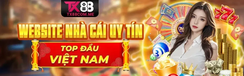 Hình ảnh chính sòng bạc trực tuyến f169 win với người chơi chiến thắng và chip bài